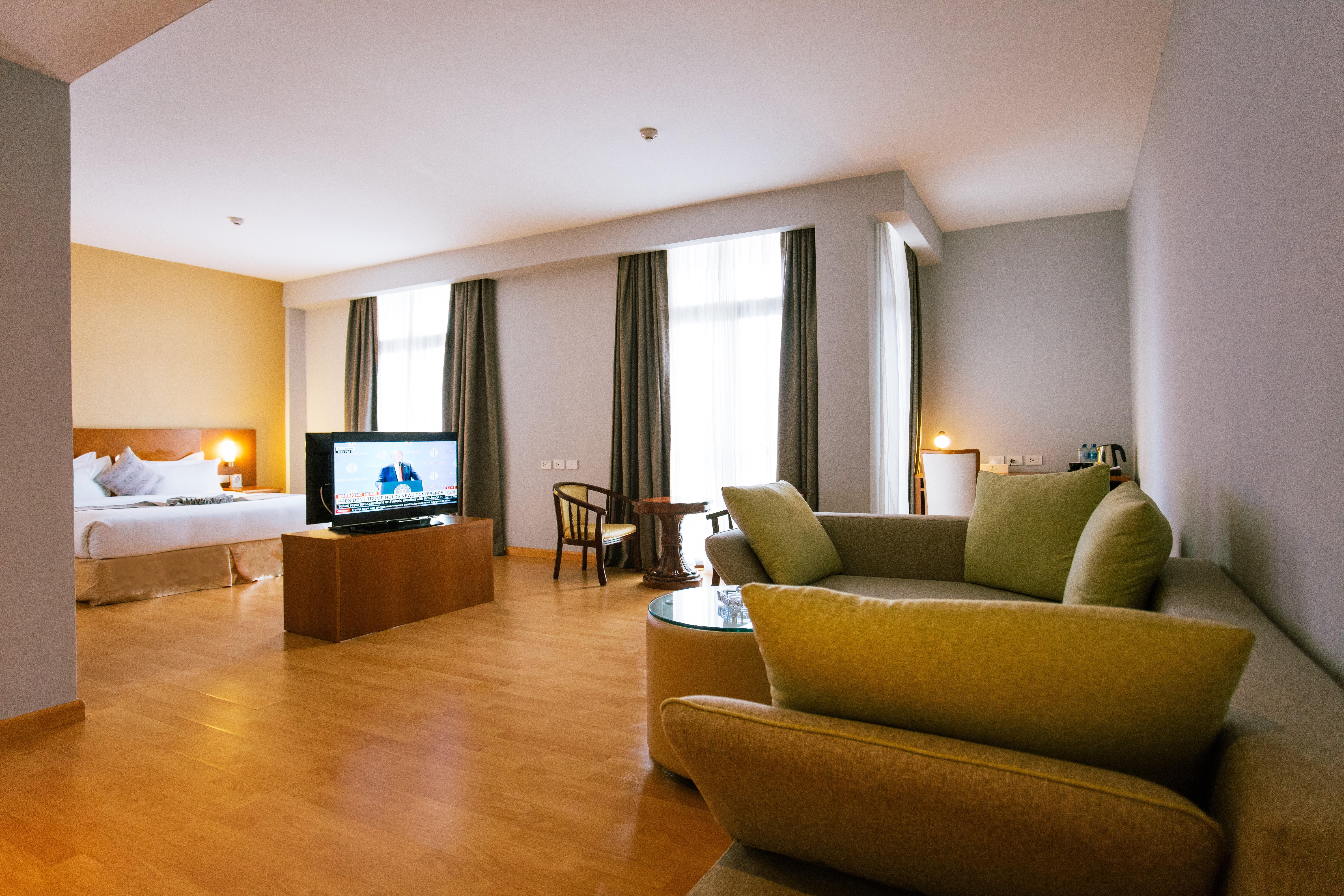 Azzeman Hotel Аддис-Абеба Экстерьер фото